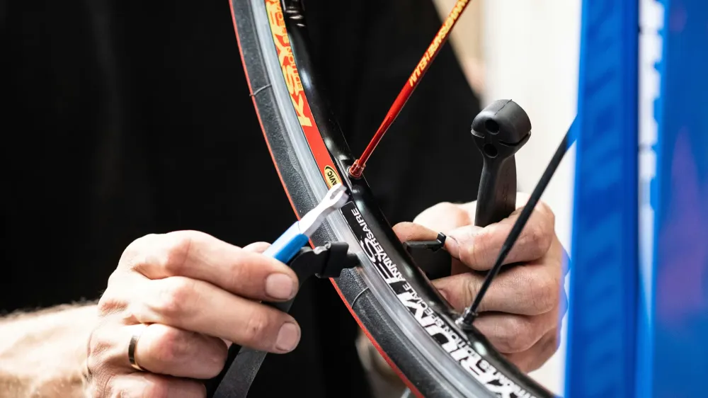 reparation-de-roue-de-velo